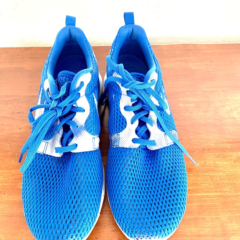 Nike Men’s Sneakers New!